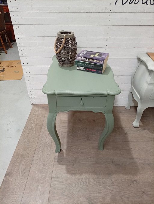 Vintage tafeltje met lade