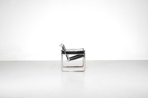 Fauteuil « B3 Wassily » par Marcel Breuer pour Gavina, Italie, 1925.