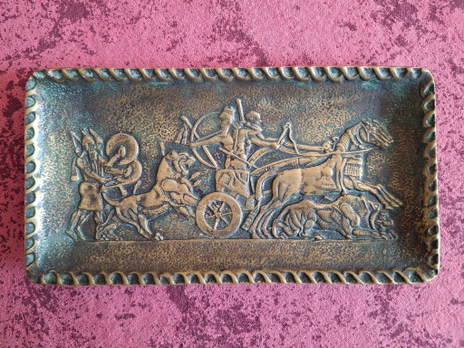 Schmuckschale aus Bronze, 15,3 x 8 cm, 265 Gramm, signiert Max Le Verrier, sehr guter Zustand – beeldhouwkunst