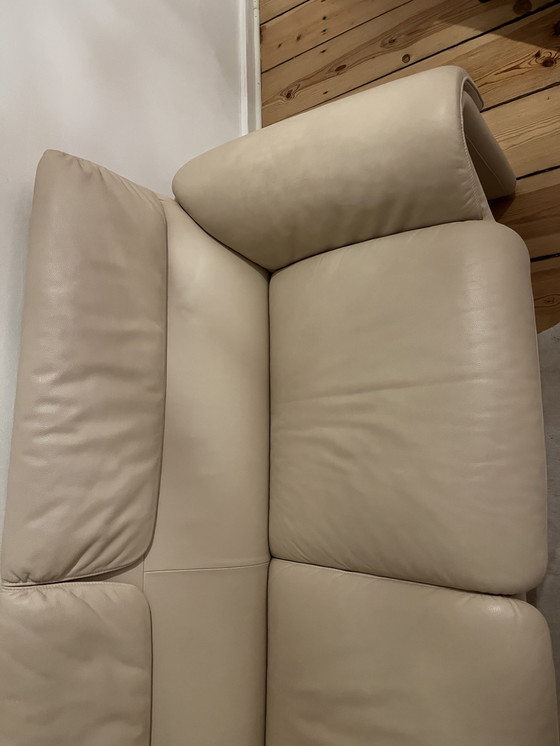 Image 1 of De sede 2011/02 Divano a due posti in pelle Ecru Crema Beige Bauhaus Space Age Organic Modernist