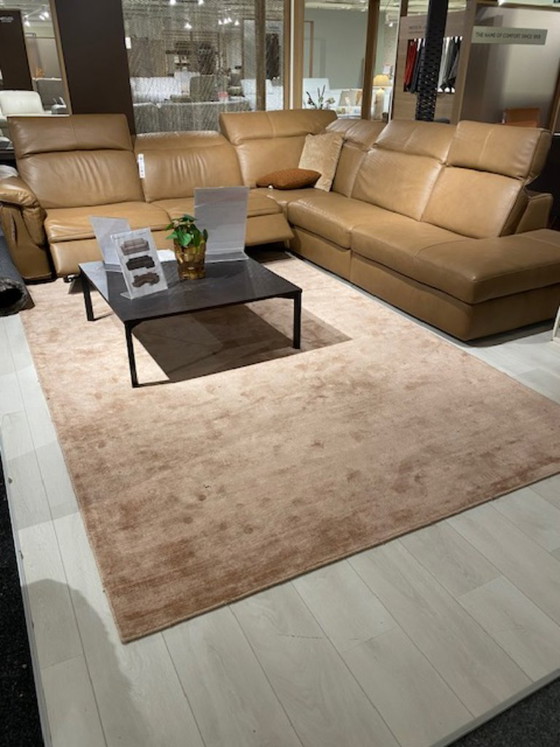 Sofá de cuero con funciones de relax – Natuzzi, Zona de estar (photo 3 of 5)