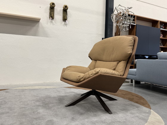 Image 1 of Moroso Clarissa Draai Fauteuil Brown Leer Camel Stof