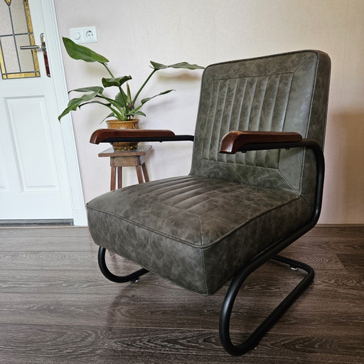 Retro chair