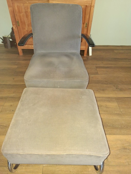 Dykmeyer Swan armchair plus Dykmeyer Swan footstool