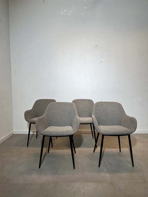 Juego de 4 sillas de comedor tapizadas Kave Home – eetkamerstoelen