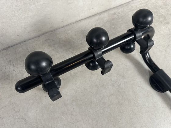 Design Giro Wall Coat Rack - Magis - 1978 – Plastic, Metal (photo 3 of 10)