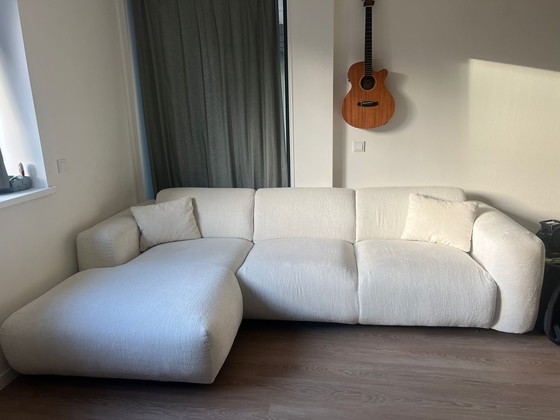 Image 1 of Weißes Ecksofa links – 9 Monate alt!