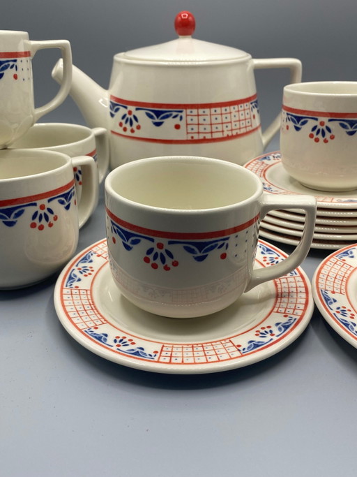 Comptoir de Famille Red Checkerboard Coffee Set, 17 pieces, 8 people – servies (photo 2 of 5)