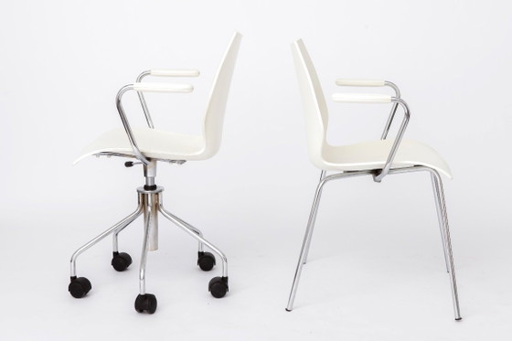 Image 1 of Vintage Kartell Maui draaistoel van Vico Magistretti | Italiaanse design bureaustoel | jaren 2000