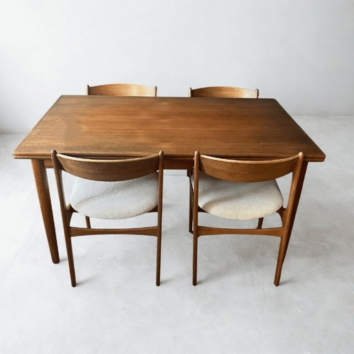 Midcentury eettafel Deens teak, rechthoekig, verlengbaar