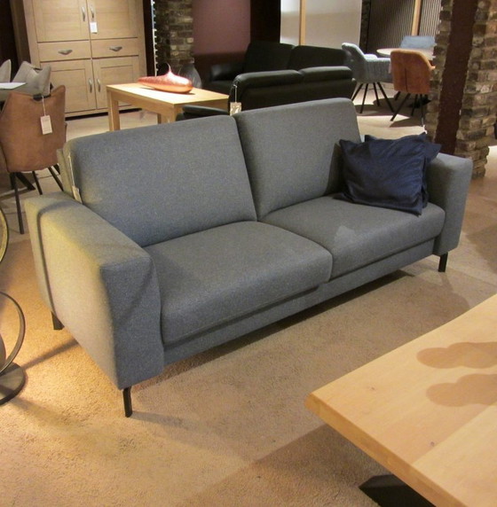 Image 1 of 3+2 sofa set