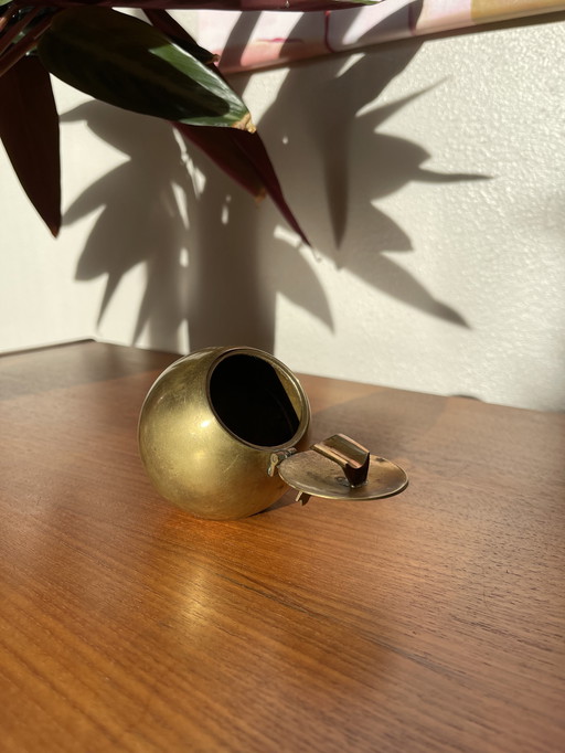 Cendrier vintage italien en laiton en forme de pomme