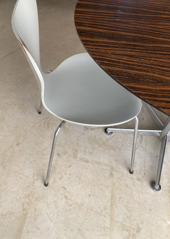 4 Danish chairs by Arne Jacobsen – Fritz Hansen, Dining chairs, Wood, Metal (photo 10 of 11)