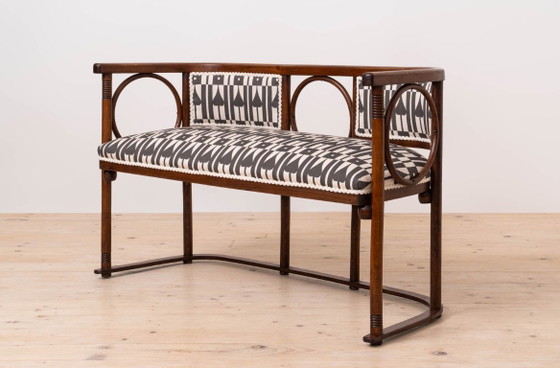Panca O Settee In Legno Curvato Della Secessione Viennese Attribuita A Josef Hoffmann, Circa 1910 – Panche (photo 2 of 9)