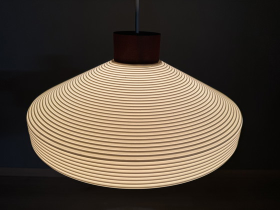 Image 1 of Lampada a sospensione vintage con dettagli in legno