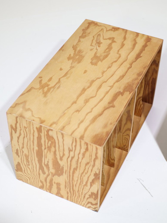 Image 1 of 2 meubles muraux pour disques vinyles, en pin, style vintage danois