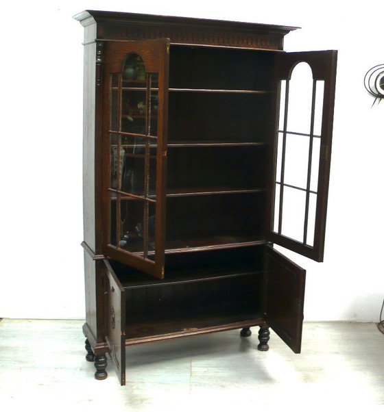 Bücherschrank Vitrine Jugendstil aus England Eiche dunkel um 1910 – Glass, Wood (photo 3 of 6)