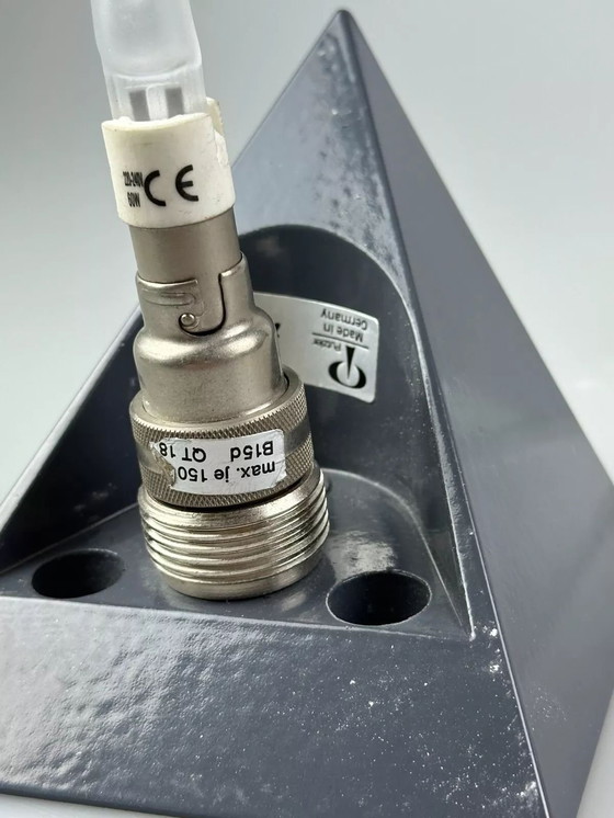 Image 1 of Lampada da parete a cubo Peill &amp; Putzler anni '60 e '70, applique in vetro ghiacciato, era spaziale