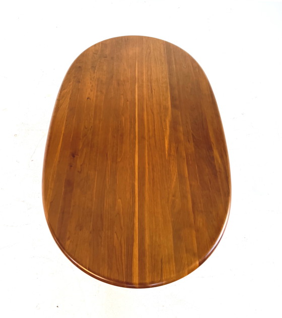 Image 1 of Ovaler Couchtisch aus Teakholz, Dyrlund, 70er Jahre