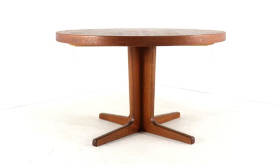 Image 1 of Danish design vintage round dining table extendable dining table