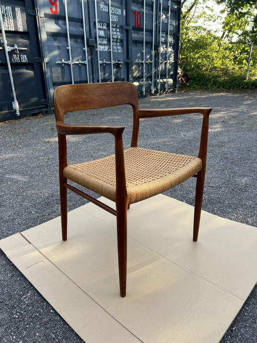 Poltrona Niels Møller modello 56