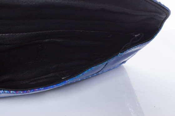 Image 1 of Maison Du Posh, Clutch aus blau-metallic beschichtetem Pythonleder