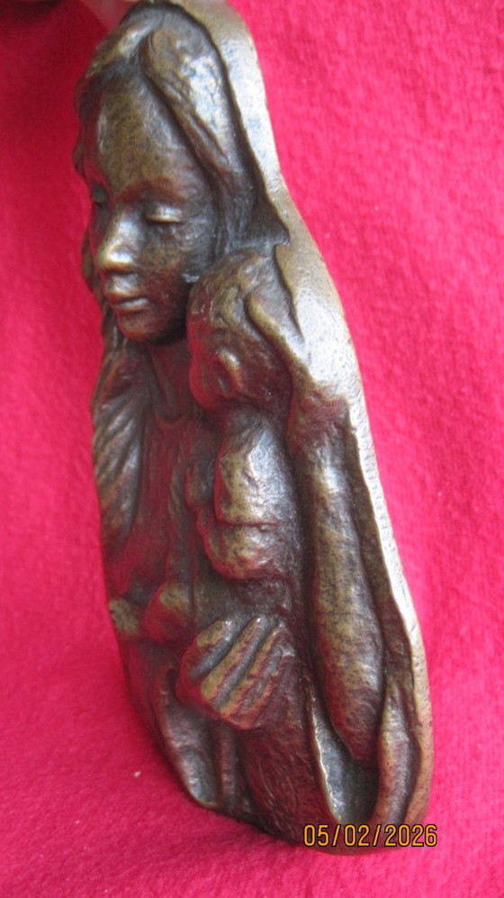 Image 1 of Targa in bronzo raffigurante Madre e Bambino