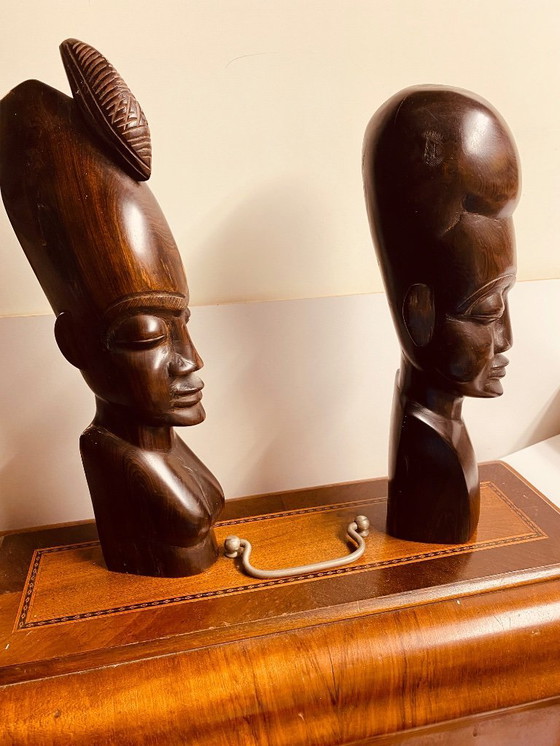 Image 1 of Estatuas africanas de hombre y mujer