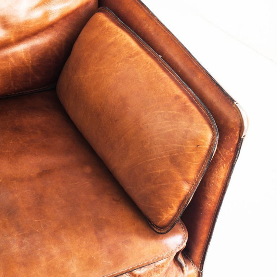 Fauteuil Club Vintage de Roche Bobois. Cuir de buffle camel. France, années 1980. – Leather (photo 16 of 19)