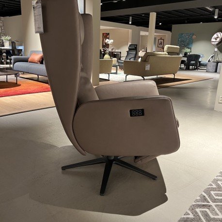 Image 1 of Fauteuil Dave Bielefelder Werkstätten