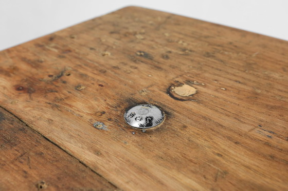 Image 1 of Industriële bar / bistro tafel met gietijzeren poten en houten blad, België 1920