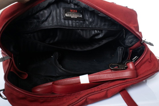 Tumi, rode reistas, Reistassen, Kalfsleer, Rood (foto 6 van 8)