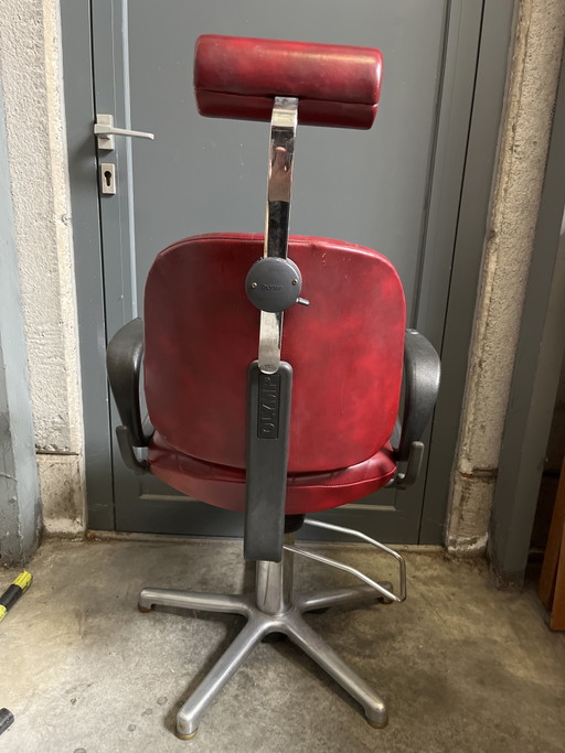 Poltrona da barbiere anni '70 – draaistoelen, Chrome, Leather (photo 2 of 5)