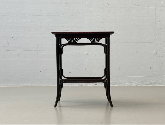 Image 1 of Rare console modèle 221/9174 de Thonet, années 1910