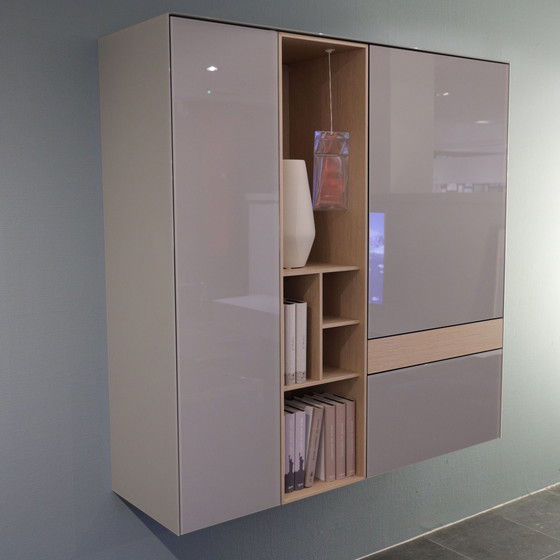 Image 1 of Spectral Ameno hangkast