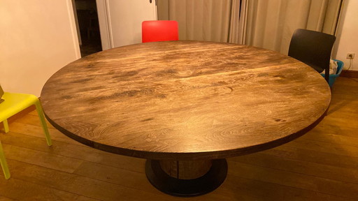 Round oak table 160 cm Design Arnaud de Vinck Brussels