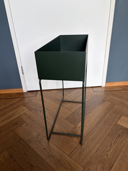 Ferm Living Plant Box grüner Pflanzkasten