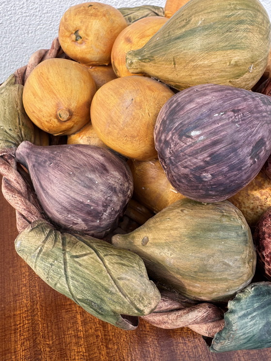 Image 1 of Corbeille fruits trompe l’œil Portugal années 70
