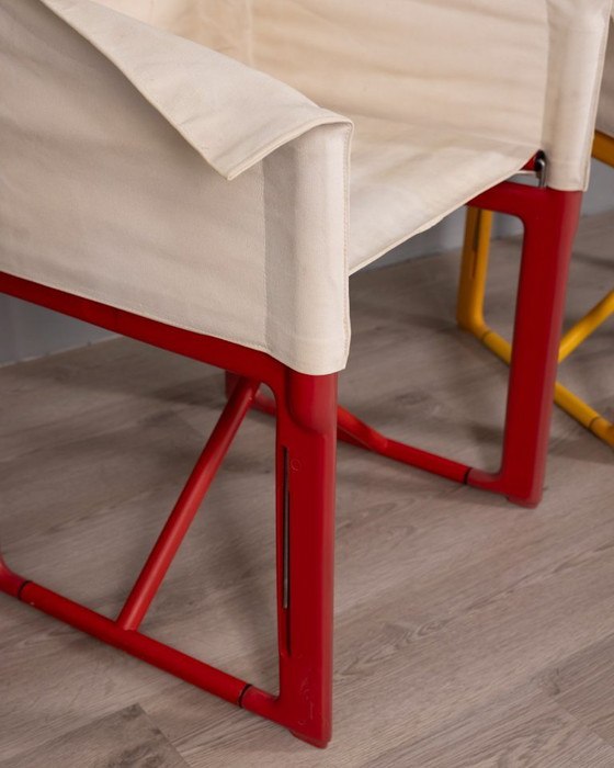 Par de sillas plegables modelo 4820 de Masayuki Matsukaze para Kartell, década de 1970. – Plastic (photo 15 of 17)