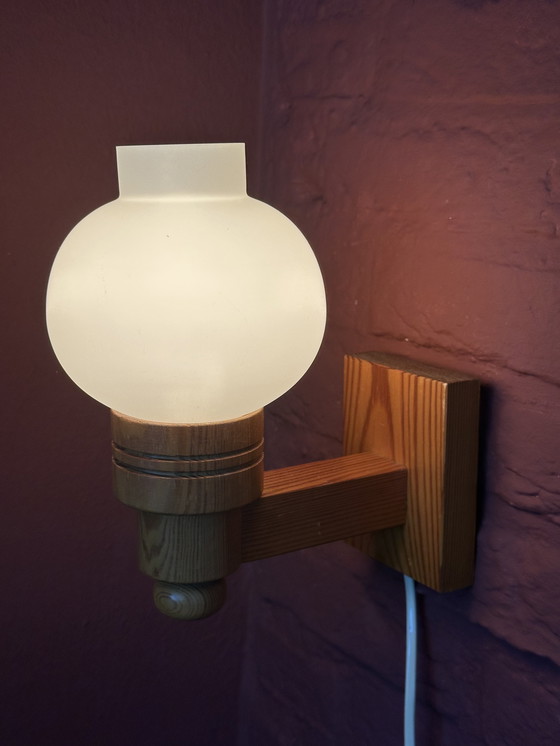 Image 1 of Lámpara de pared de madera de pino Aneta Suecia