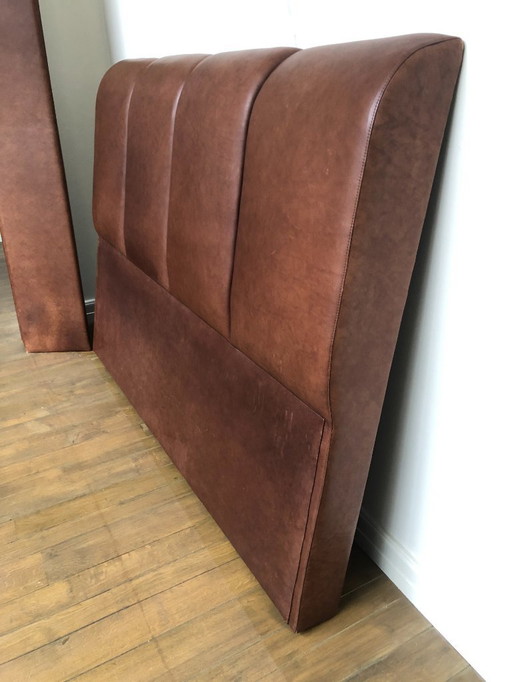 Wandleuchte mit Lederanhänger und Rahmen im Ralph Lauren-Stil