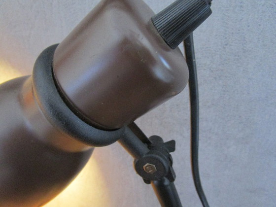 Lampe de bureau vintage marron des années 70 Vrieland Design. – Lampes de bureau, Metal (photo 11 of 12)