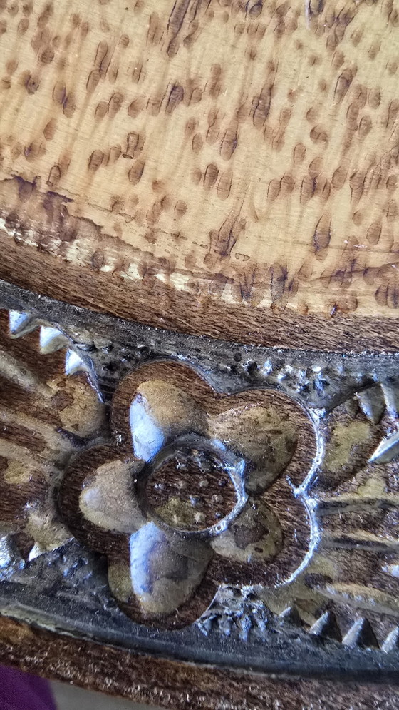 Piatto in legno intagliato a mano vintage Foresta Nera – 28cm Decorazione cervo pirografato (photo 4 of 15)
