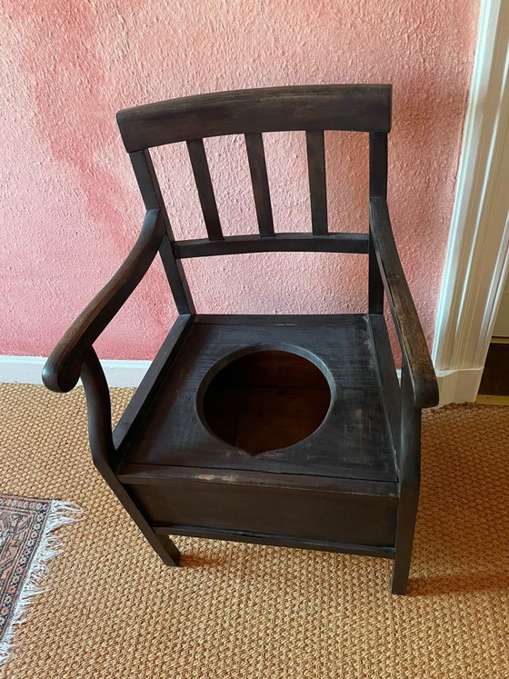 Image 1 of Schöner alter Sessel (Kommode)
