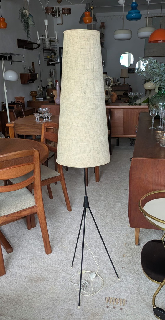Lampada da terra vintage anni '60-'70 con treppiede – Lampade da terra, Iron, Canvas (photo 3 of 6)