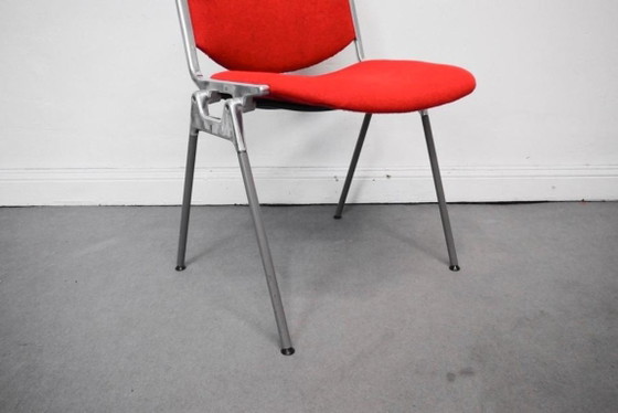 1/13 Giancarlo Piretti Castelli DSC 106 Chair red Aluminium – Dining chairs, Metal, Textile, Vintage (photo 10 of 12)