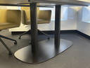 Leolux Toveri Dining table ceramic