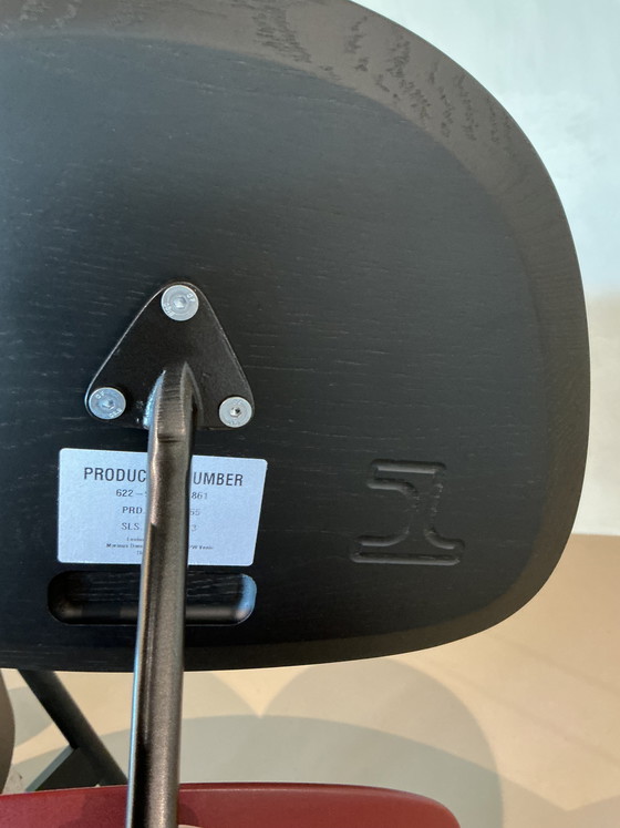 Image 1 of Mesa auxiliar Leolux Portello