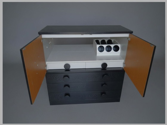 Image 1 of Belgischer Barschrank im Stil des Brutalismus – schwarze Eiche mit beleuchteter Bar, 1970er Jahre