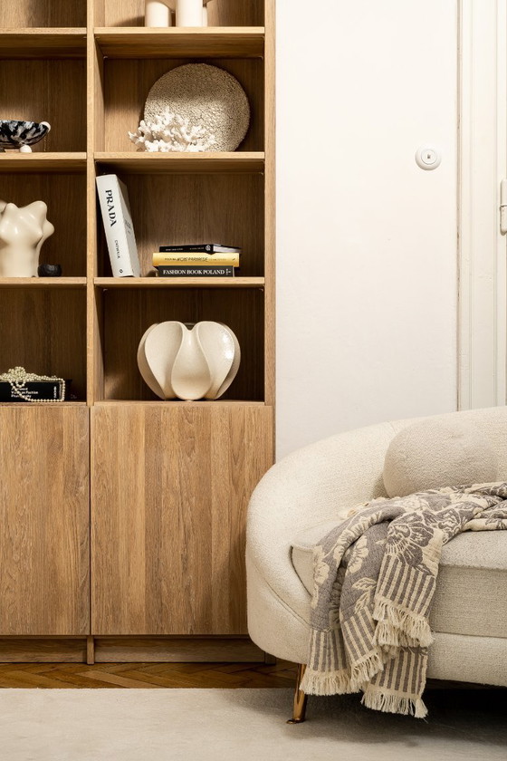 Image 1 of Librería de roble macizo blanqueado 150×243×35 cm | by KONDOR